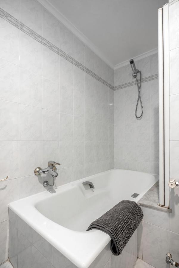 Apartamento Muy Comodo Con Parking San Sebastian Exterior photo